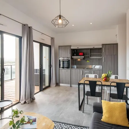 Lägenhet Chateau-19 By Interhome