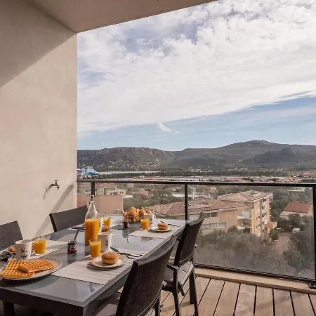 Lägenhet Chateau-19 By Interhome *