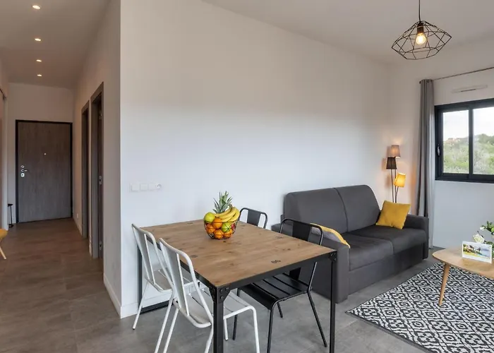 Chateau-19 By Interhome Lägenhet *